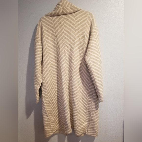 Women's Coatigan - A New Day Taupe/Cream Herringbone - Picture 4 of 6